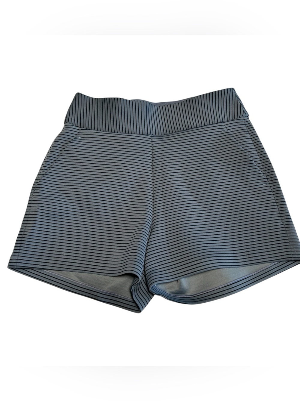 Lululemon Shaped Shorts in Sterling